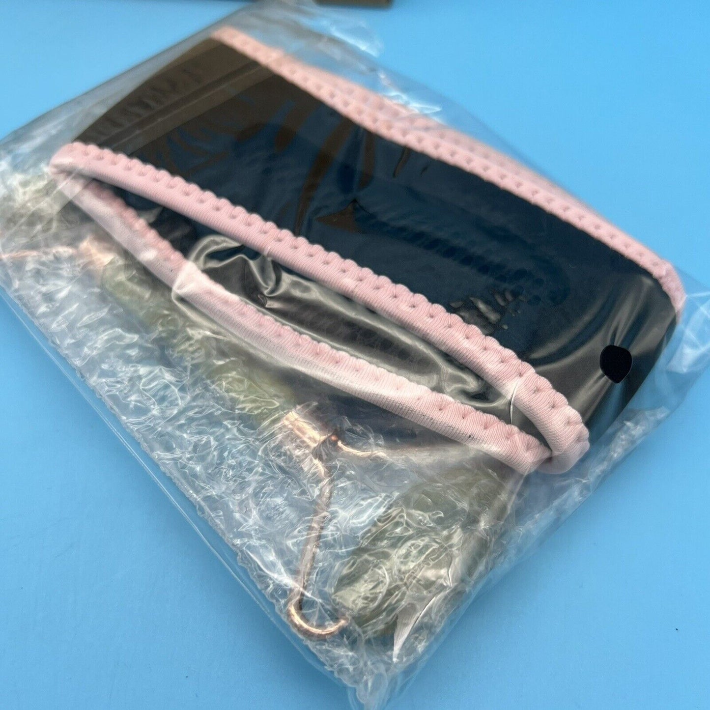 5805050