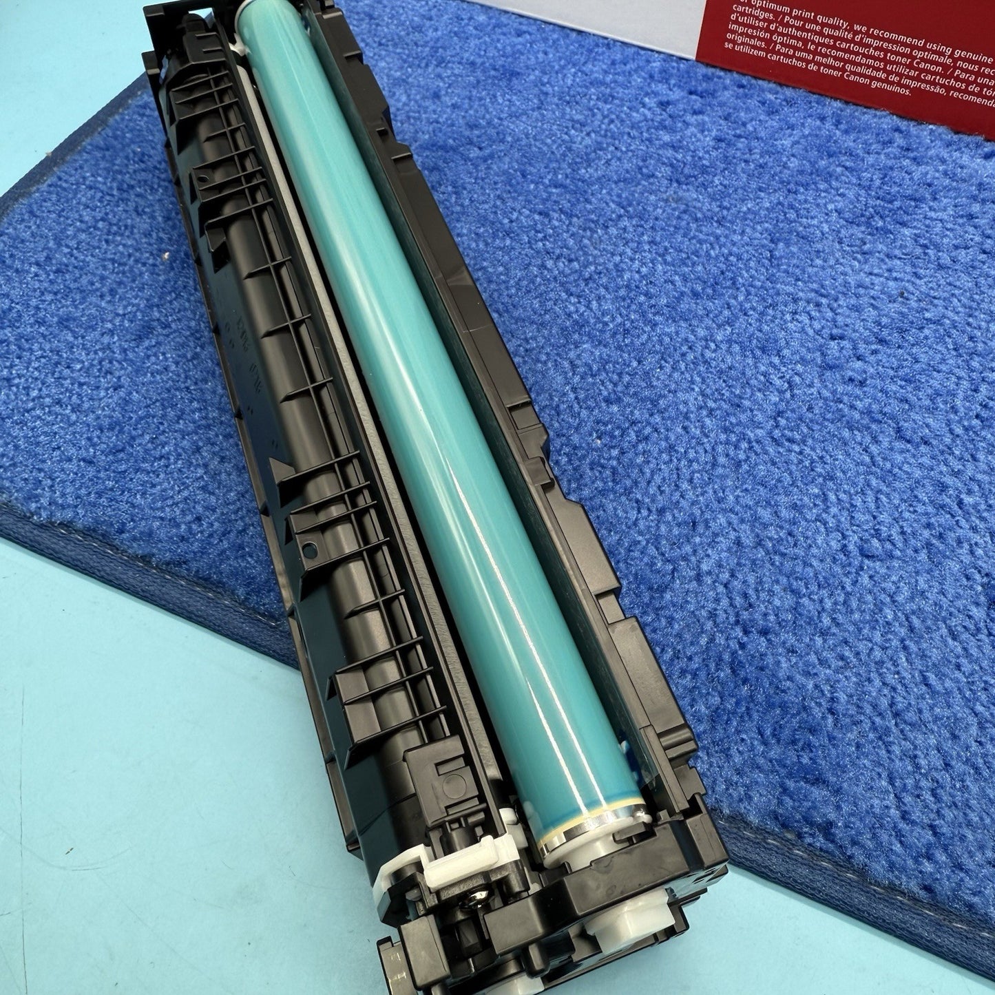 7401785