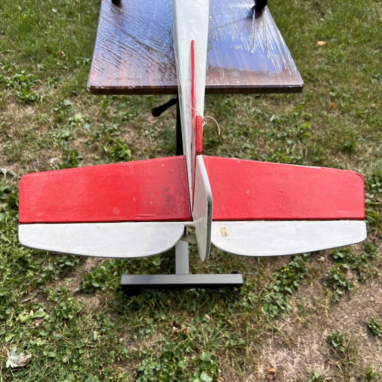 5805716