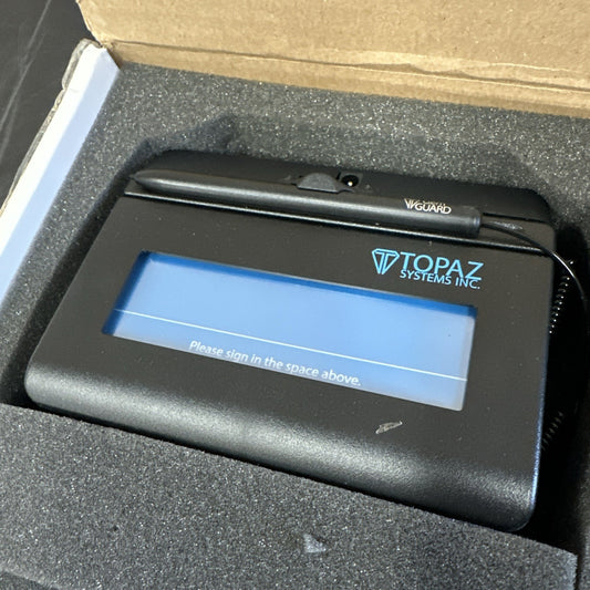 8998543