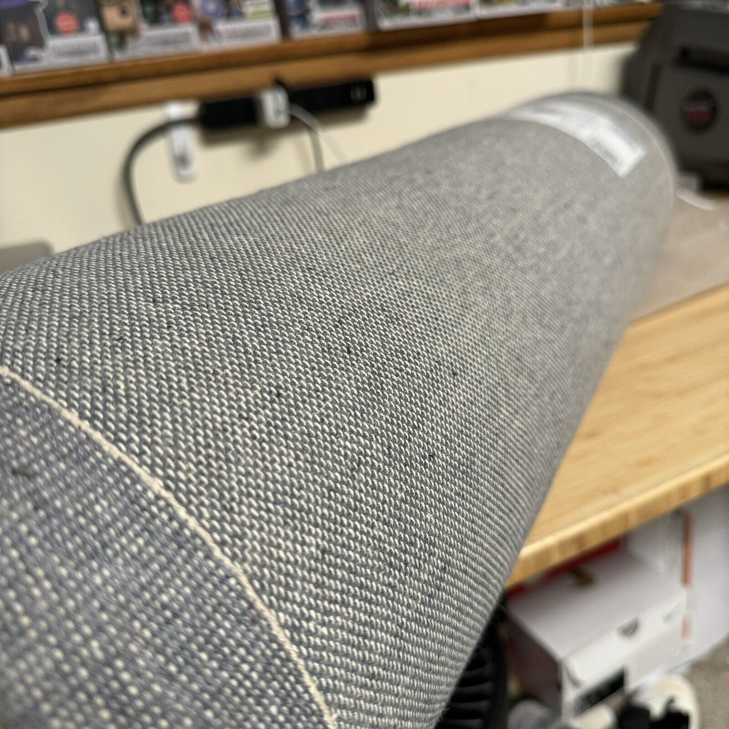 5804885