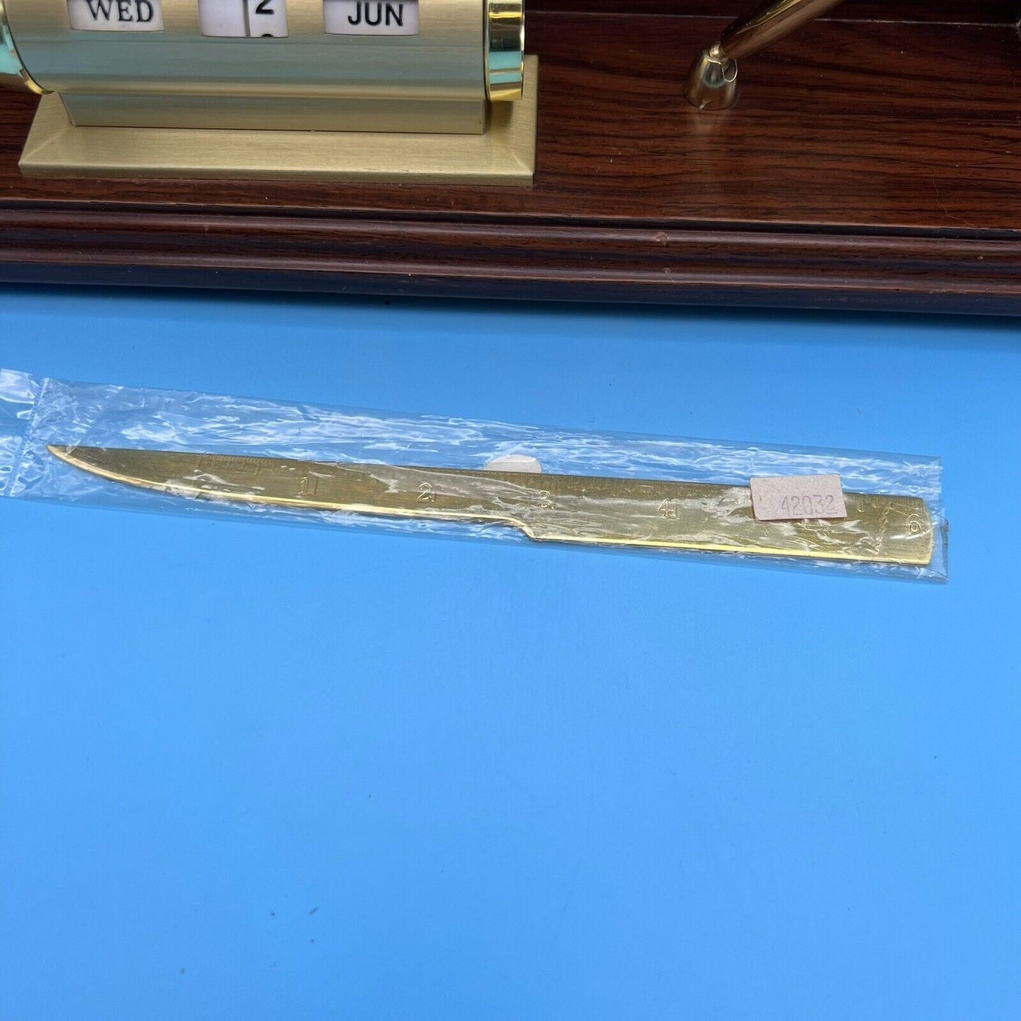 5805654