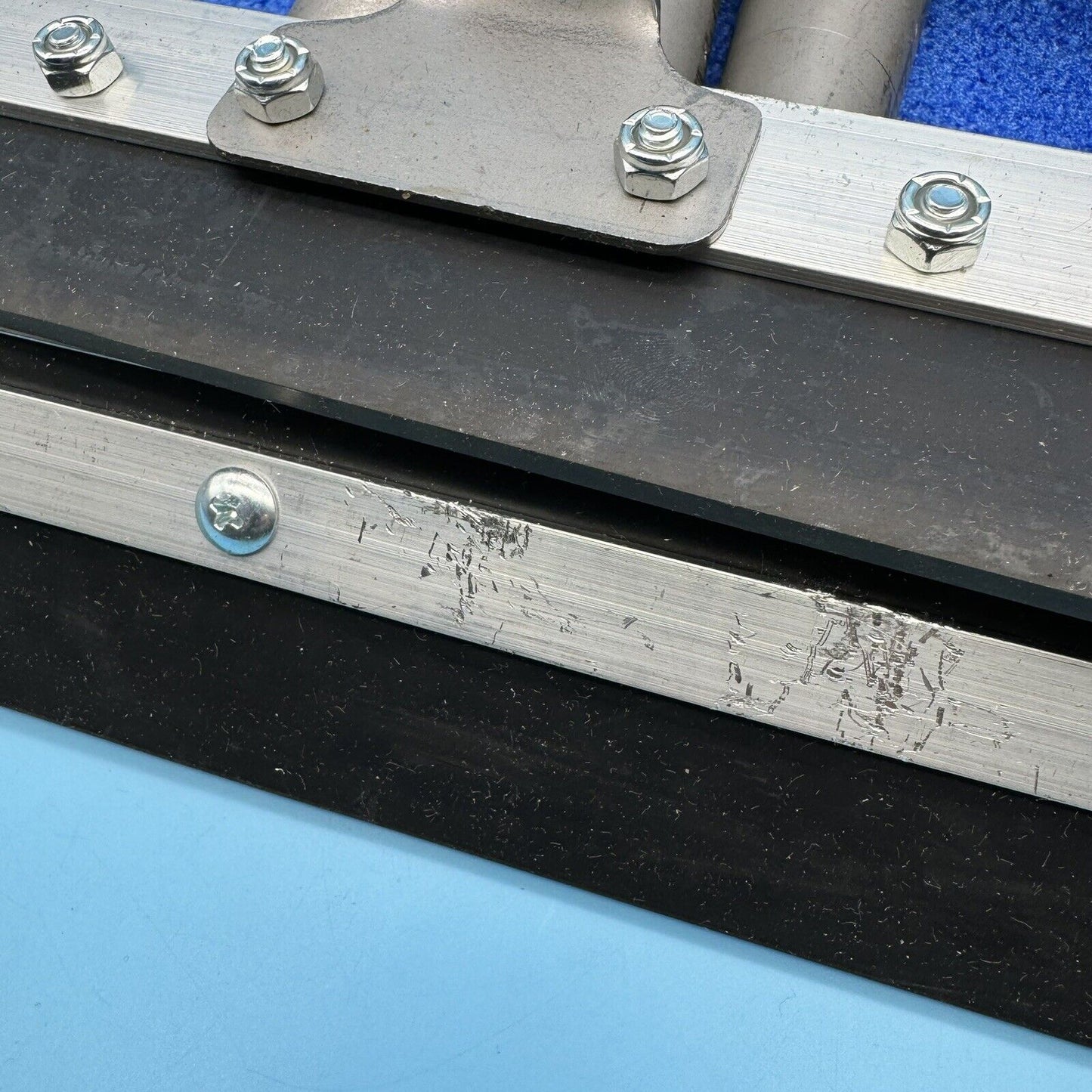 5804988