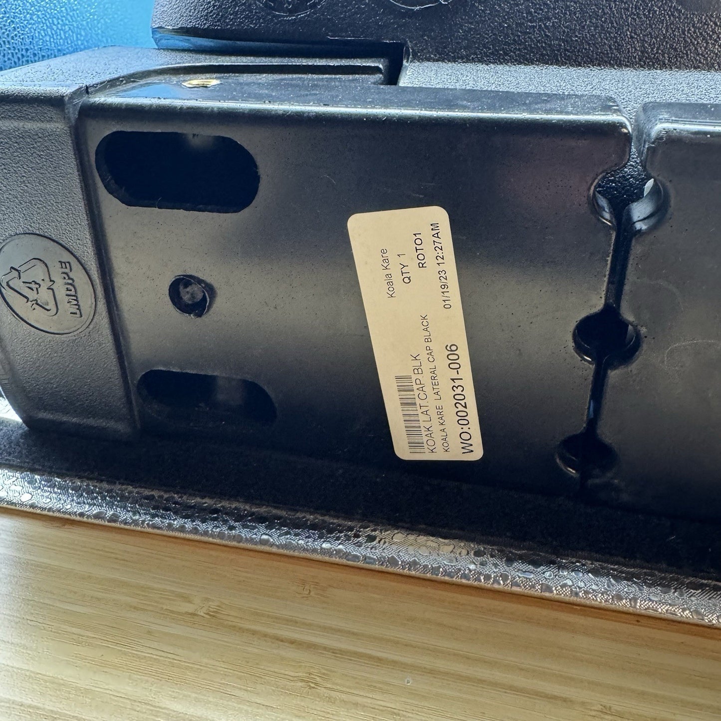 6402363