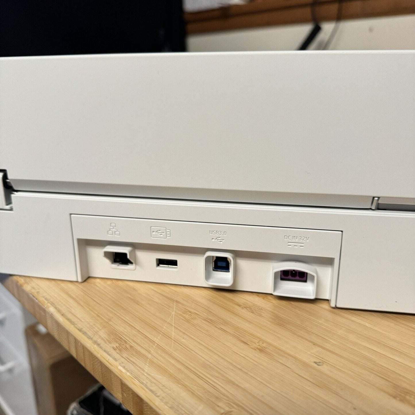 5805249