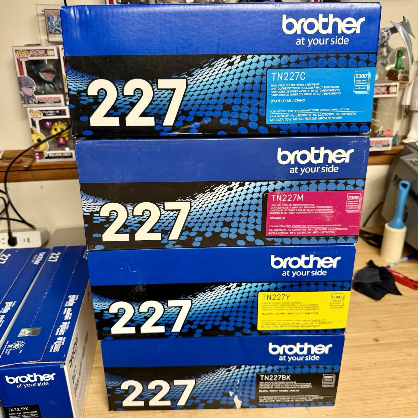 7896723