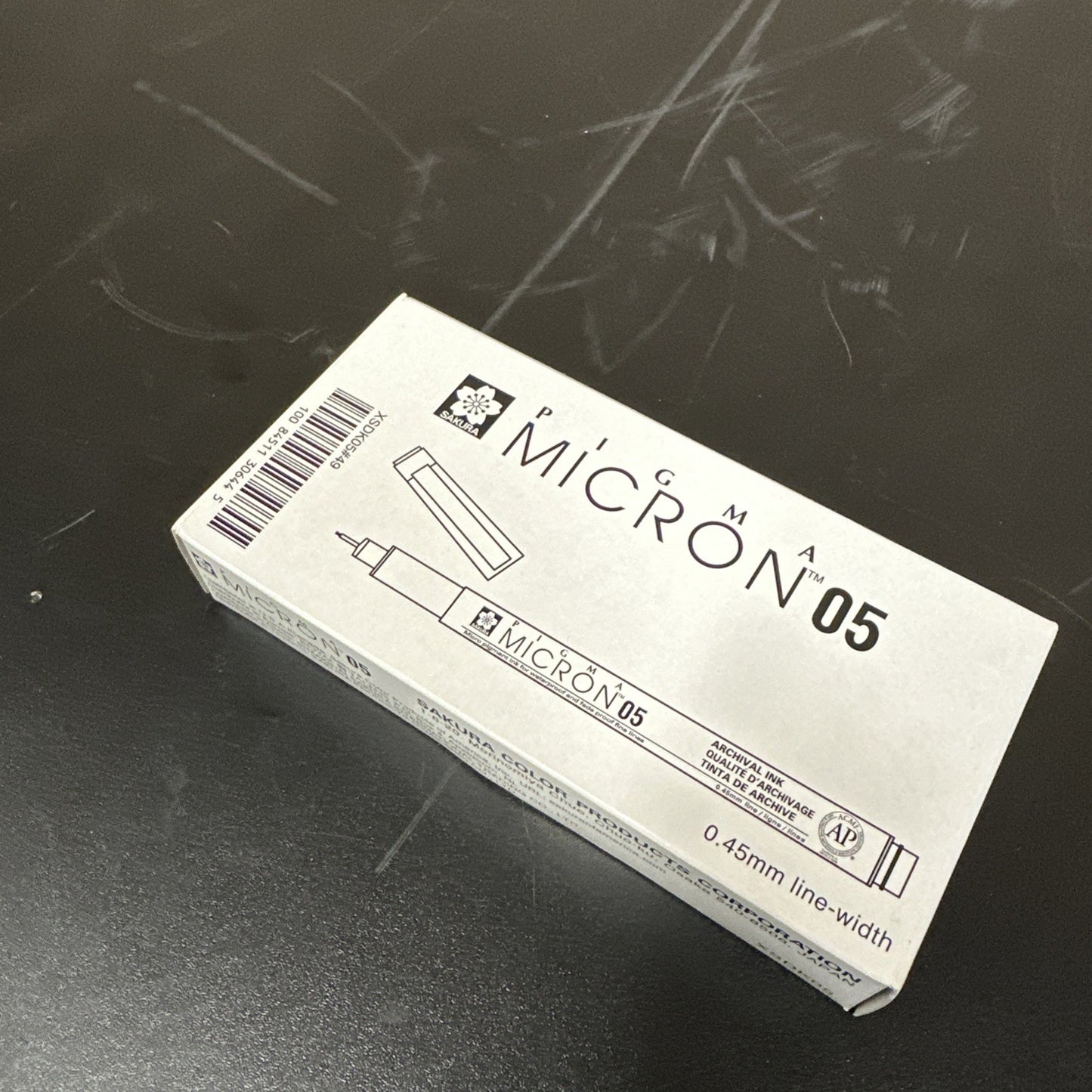 8904766