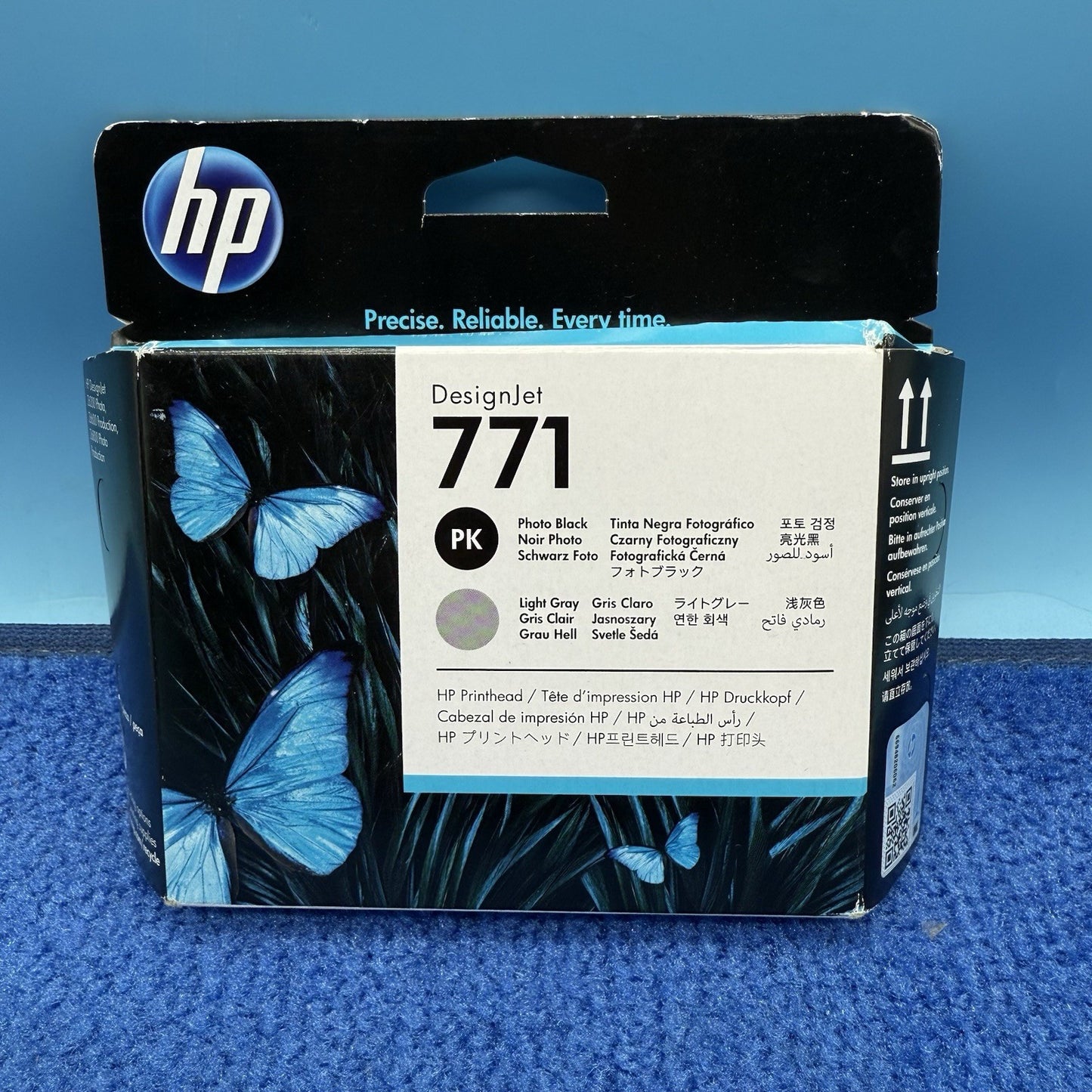 7702886