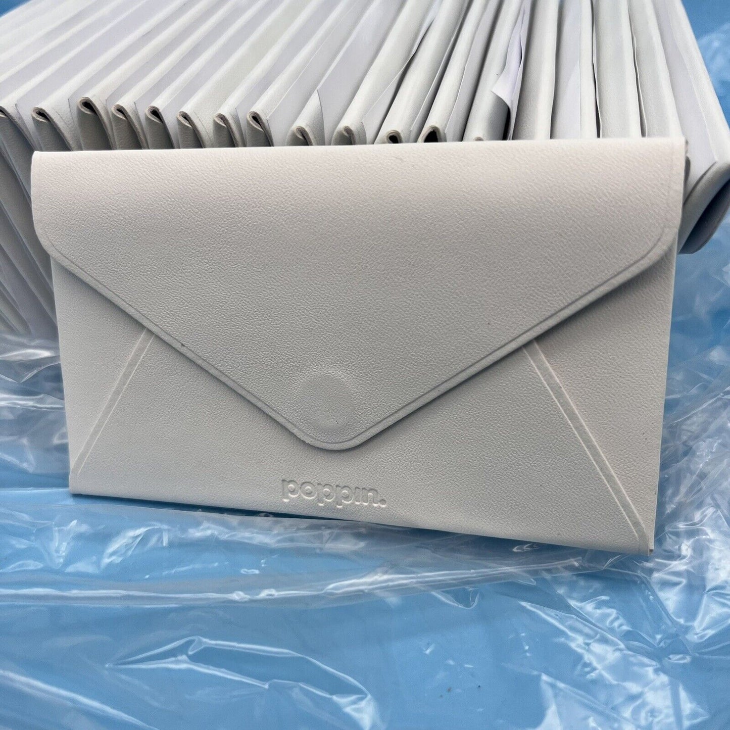 5805333