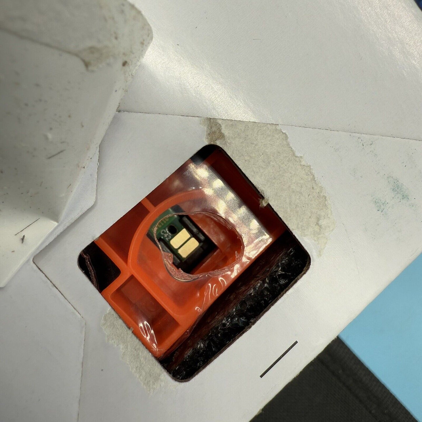 5805243