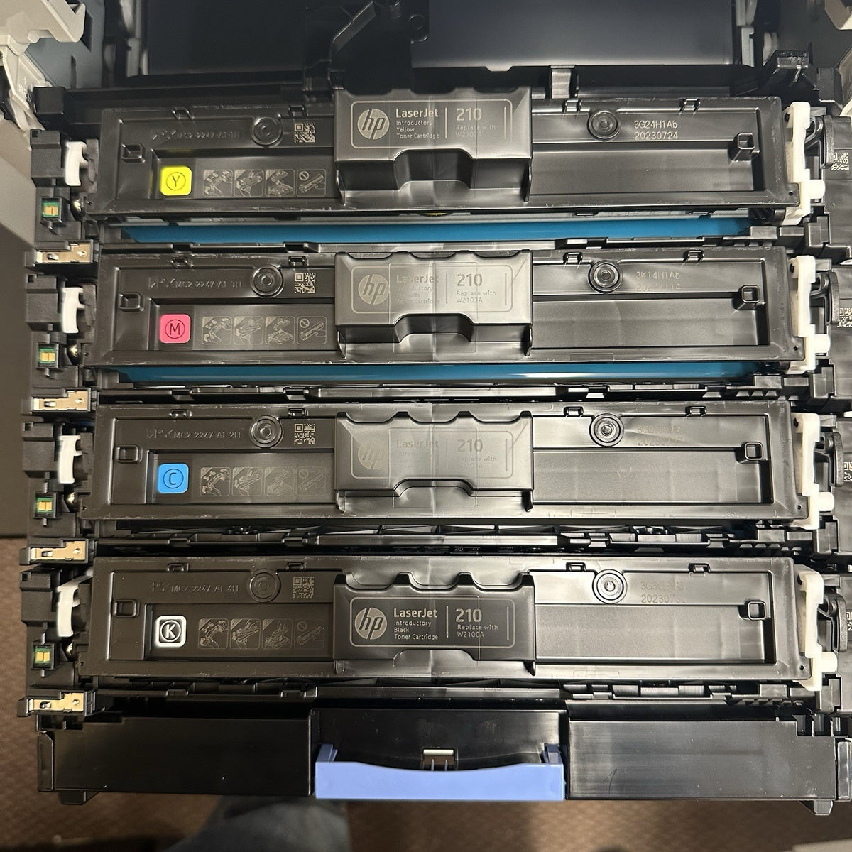 8532502