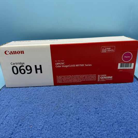 8425237