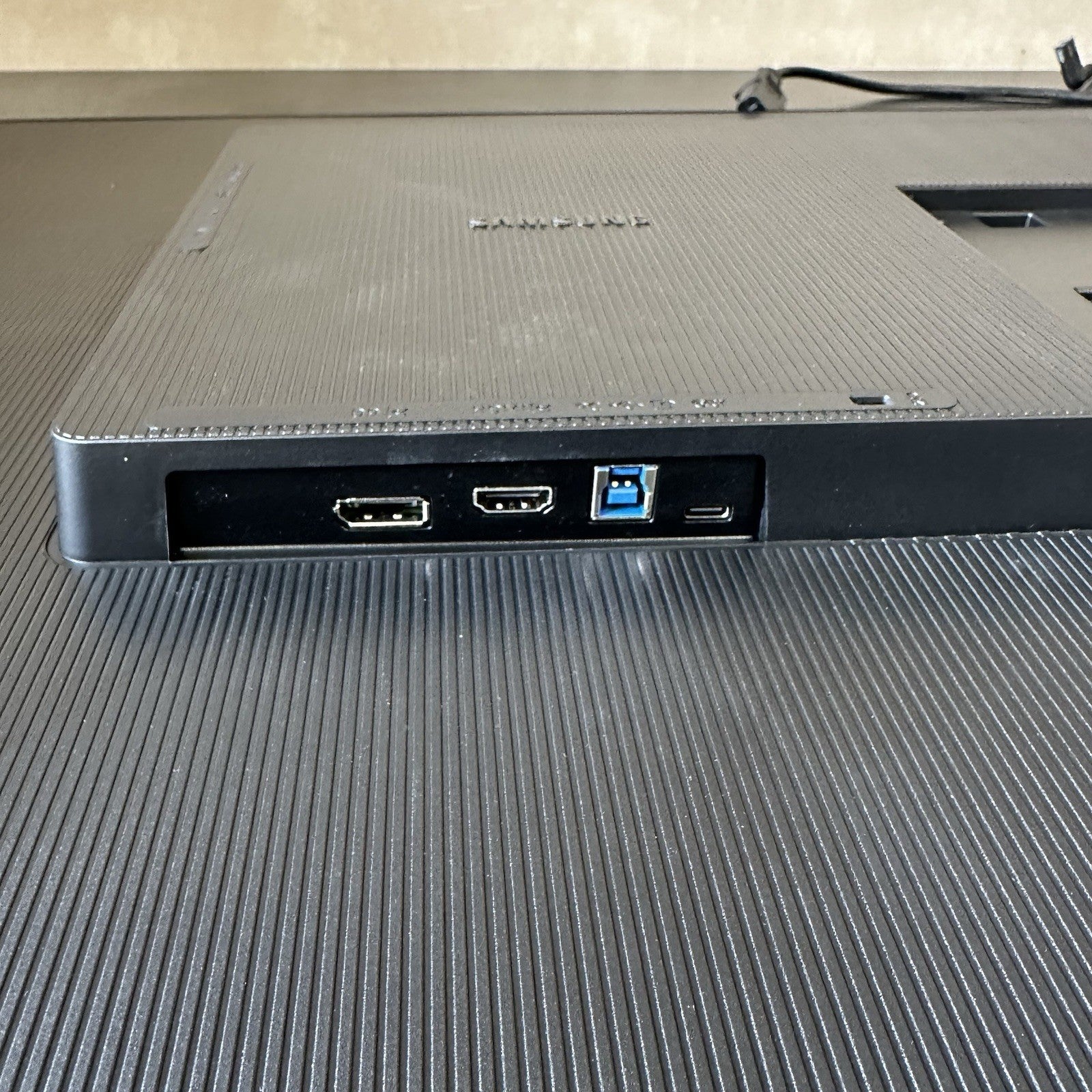 8655931