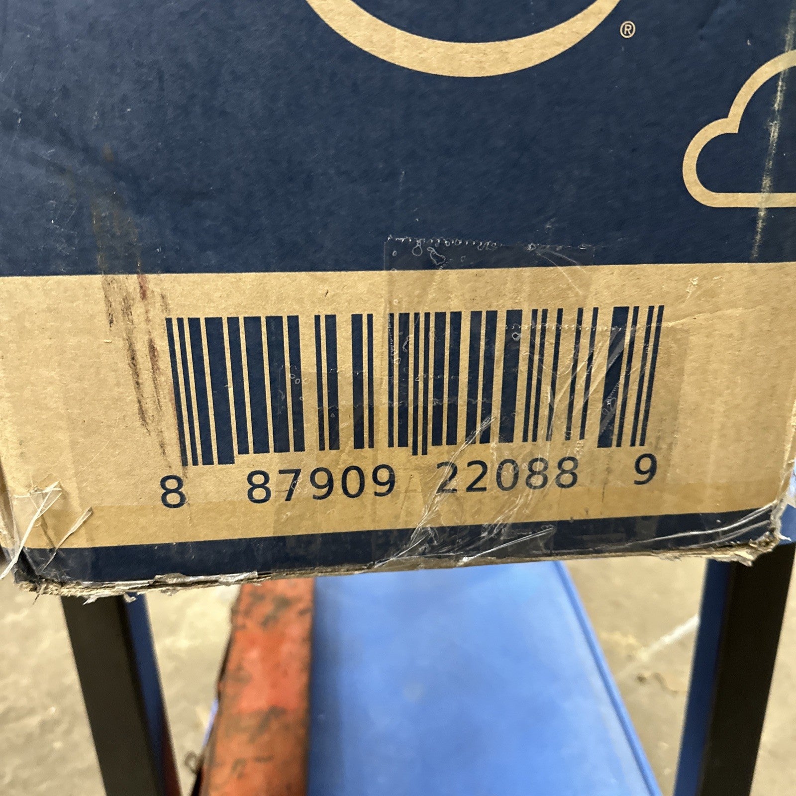 8700559