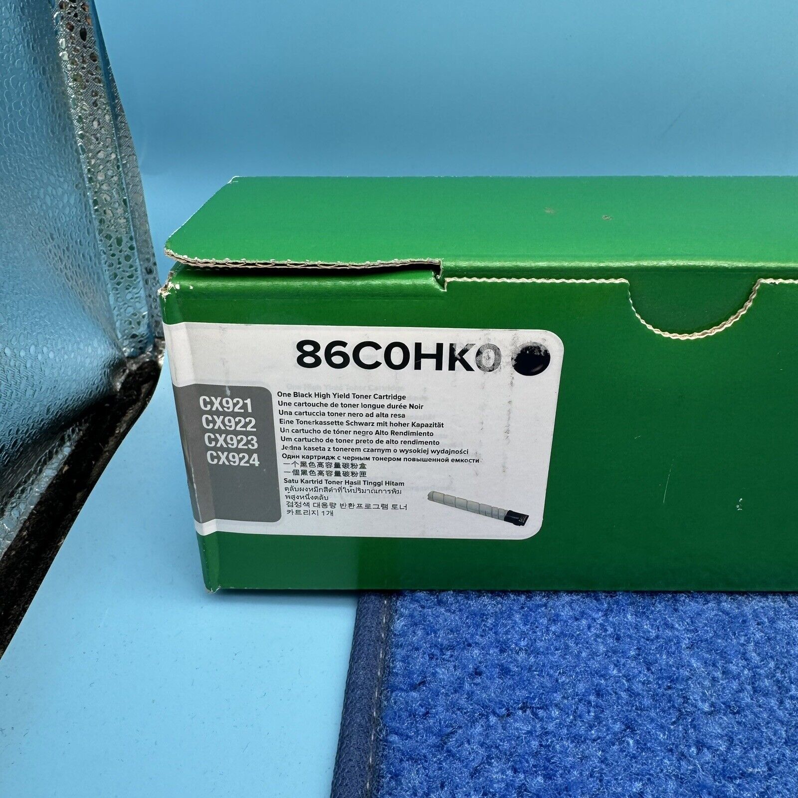 5805696