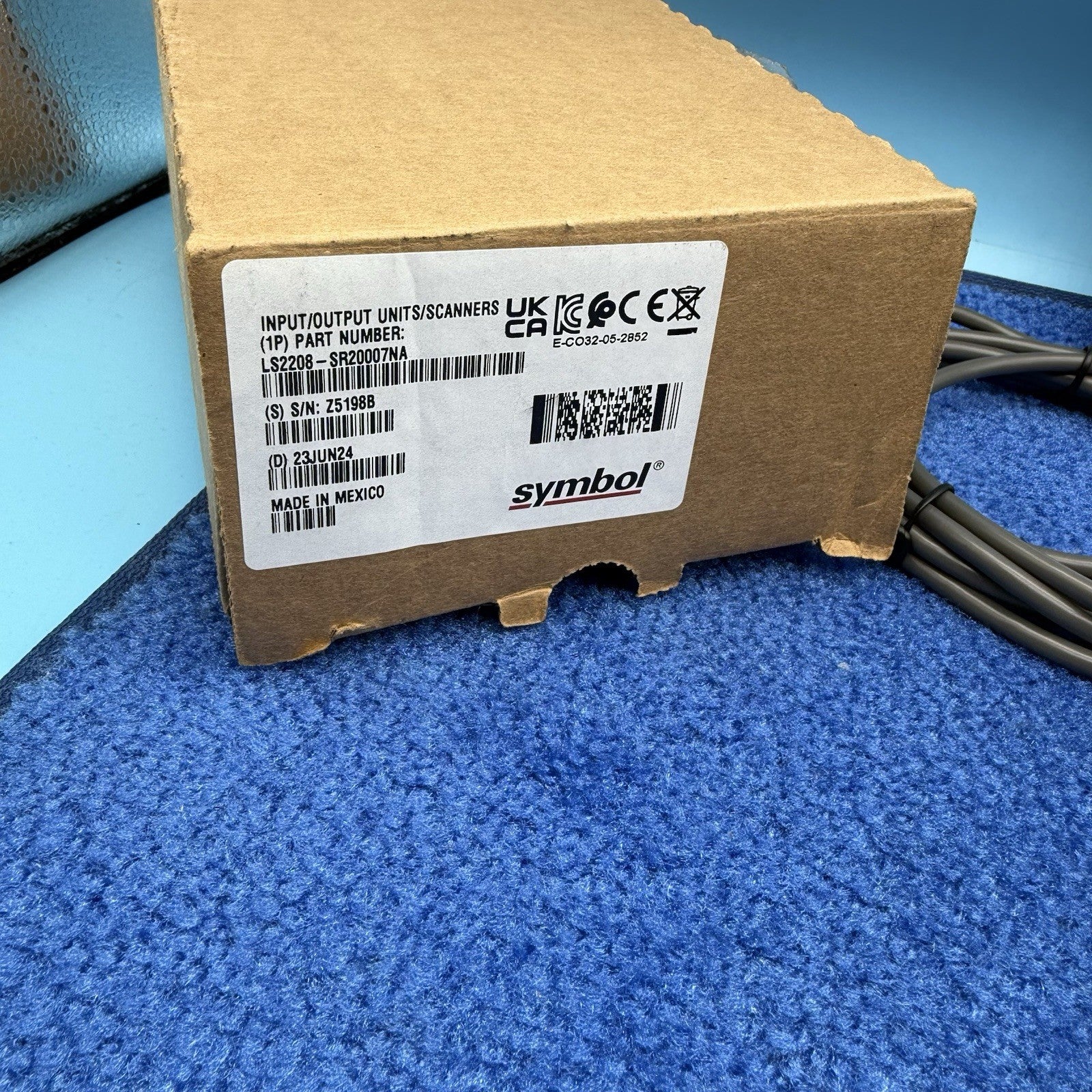 7695303