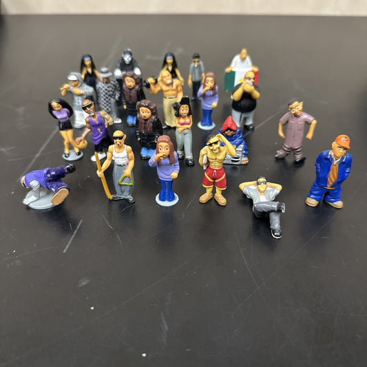 8904756