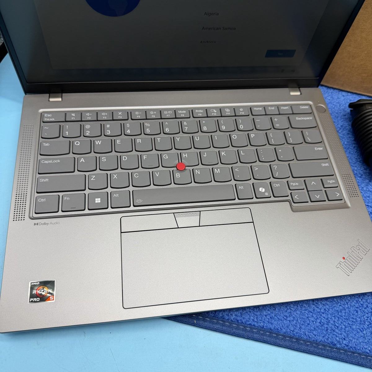9007772