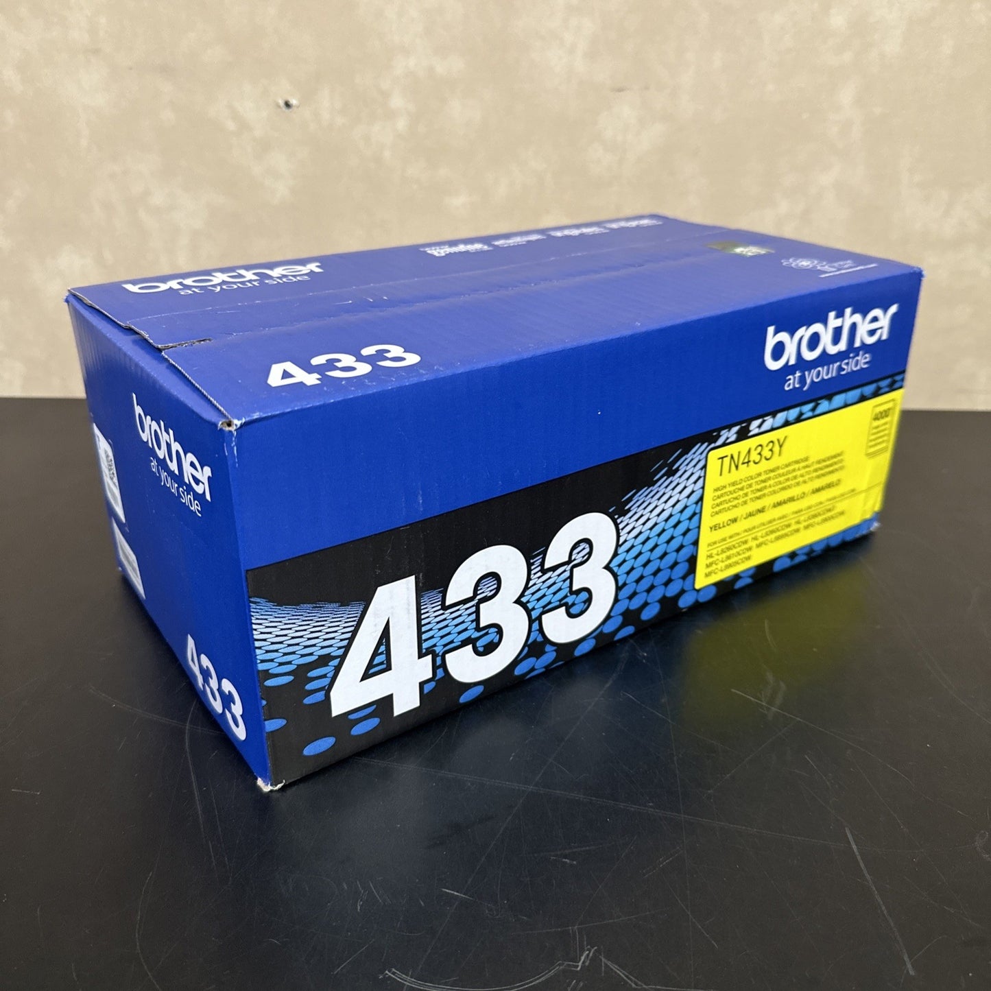 8732944