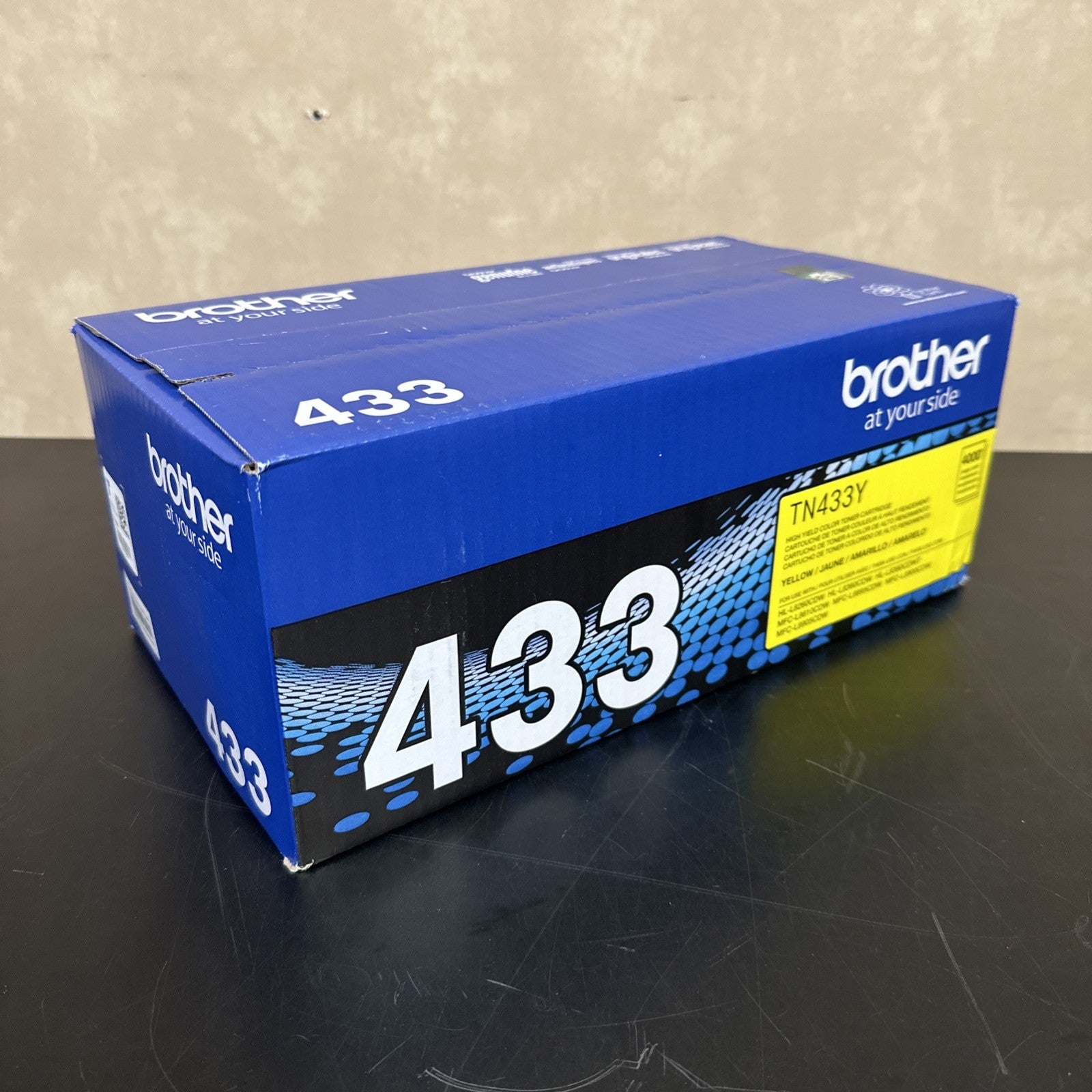 8732944