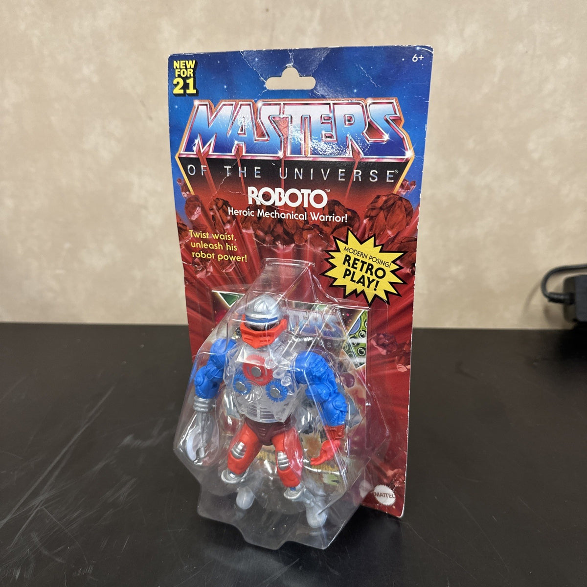 9020772