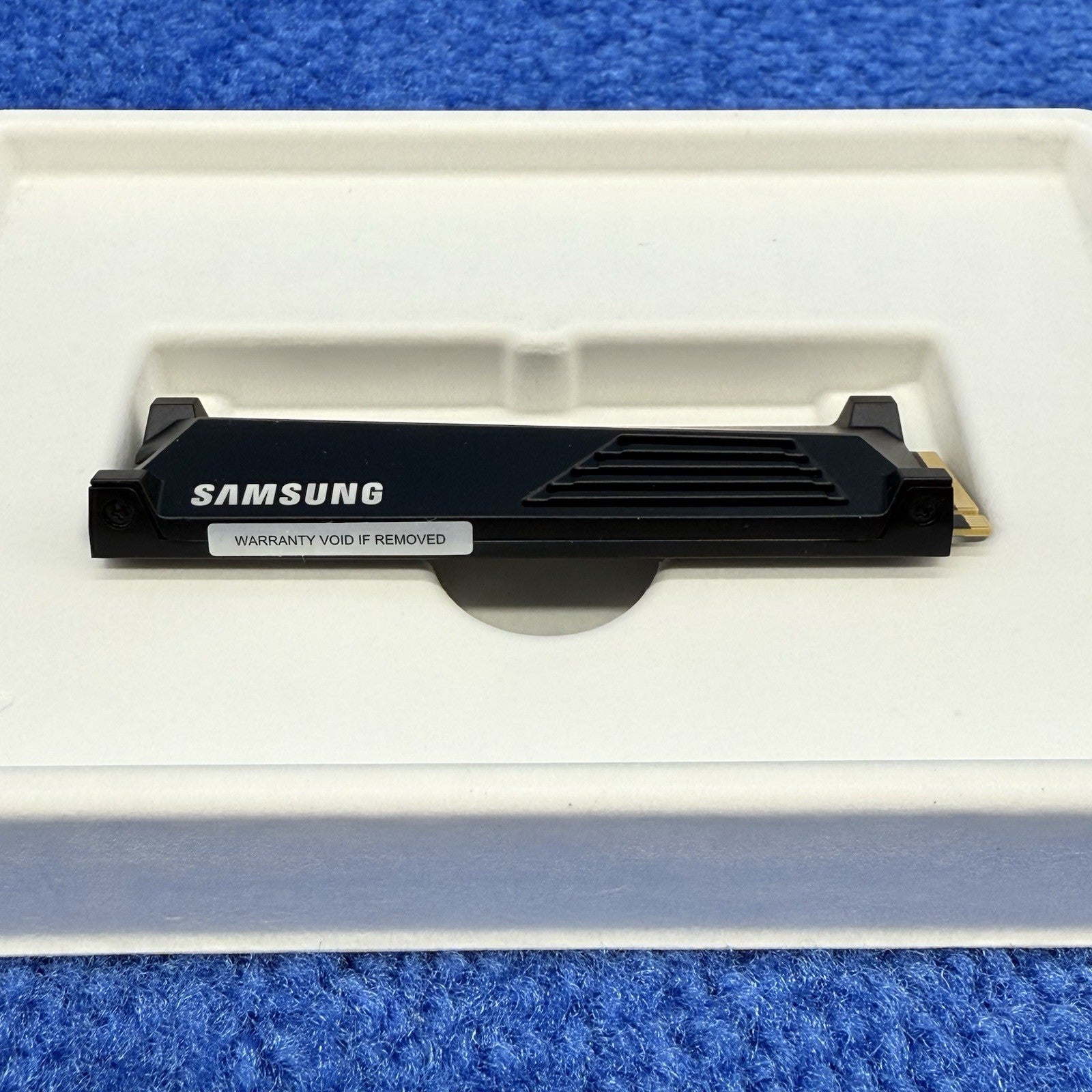 6600979