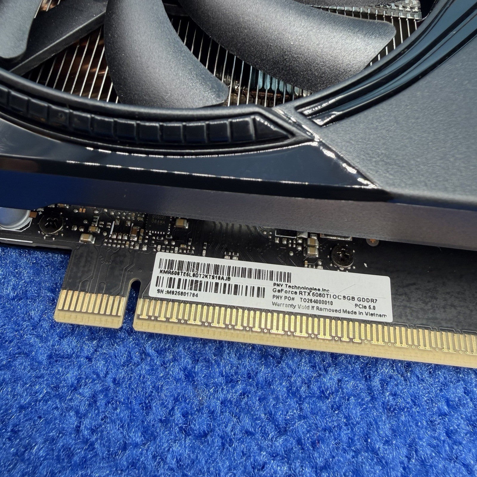 8959427