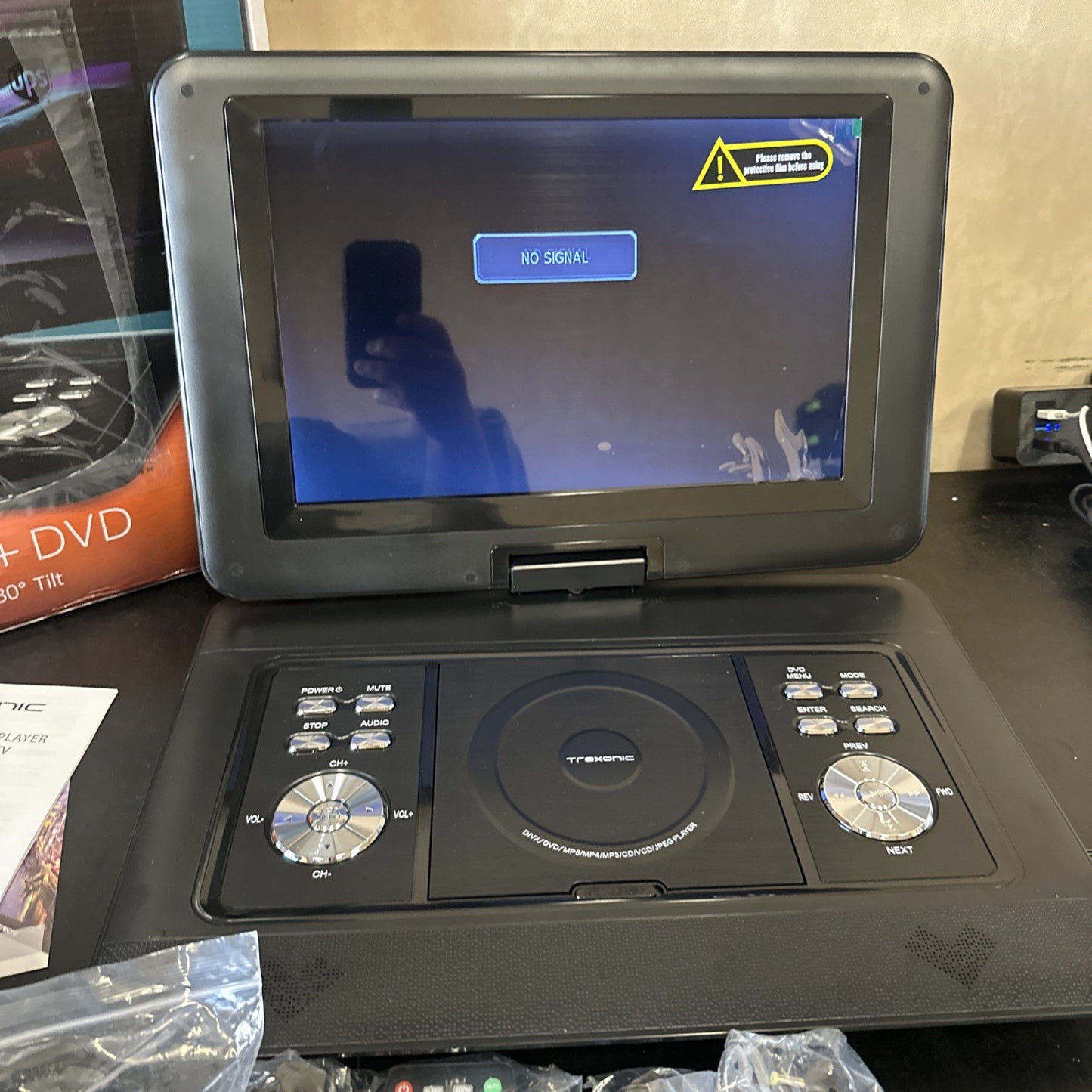 8690648