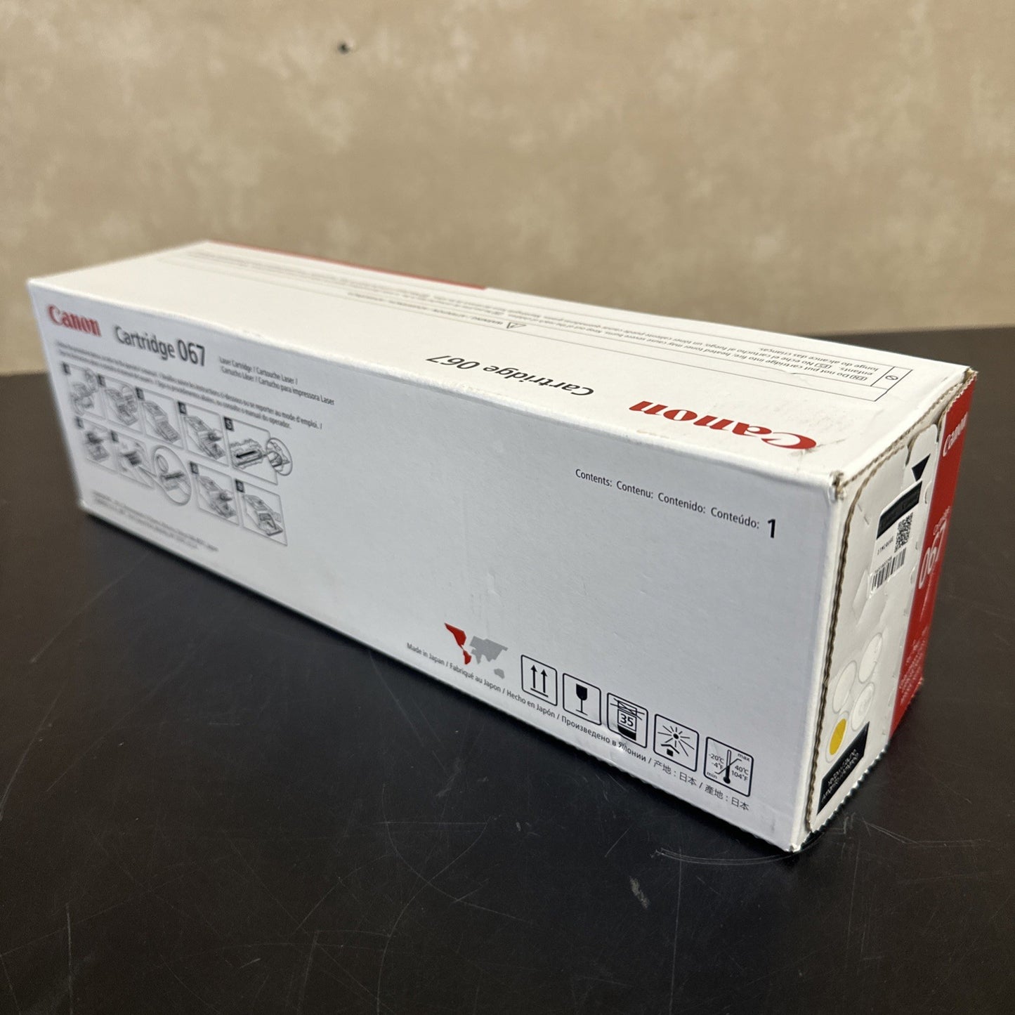 8943425