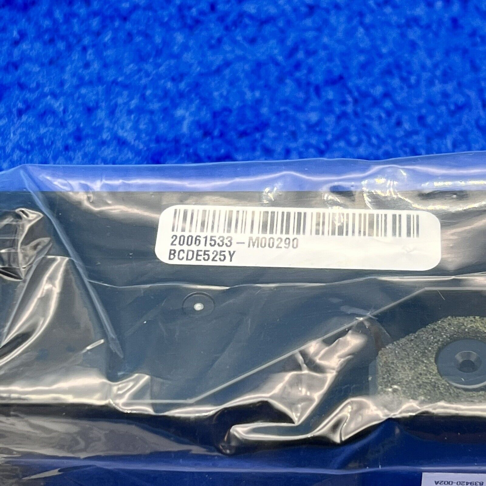 5805815