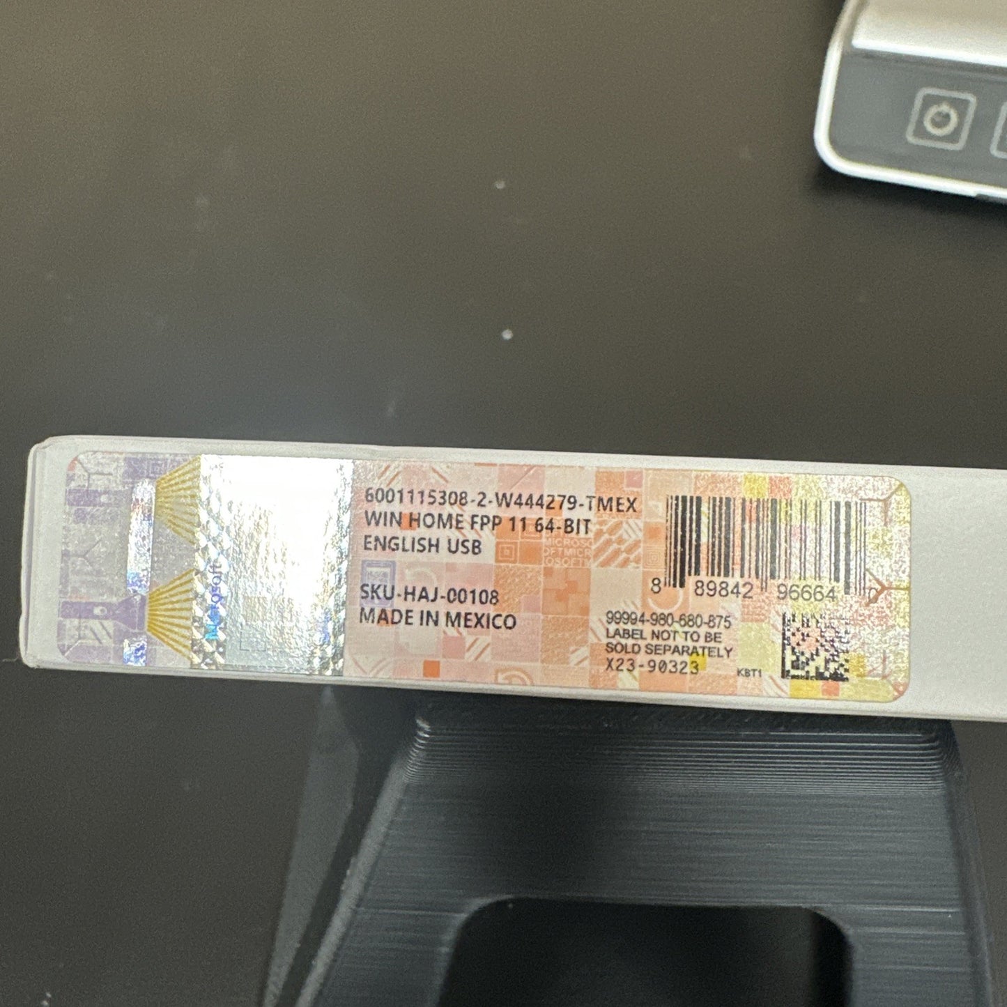 8895957