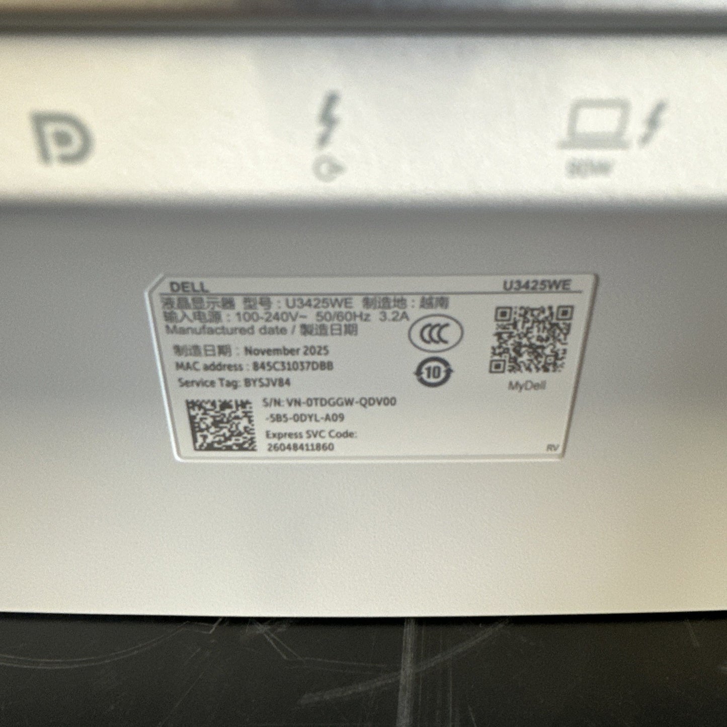 8933941